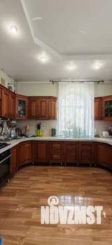 Дом 357м², 3-этажный, на длительный срок,