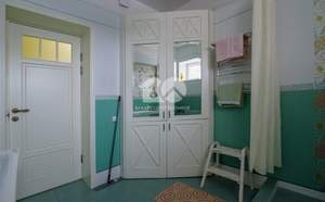 Дом 300м², 2-этажный, на длительный срок,