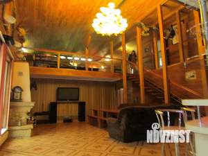 Дом 1000м², 2-этажный, посуточно,