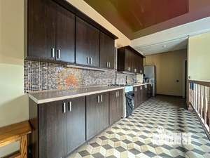 Дом 350м², 2-этажный, посуточно,