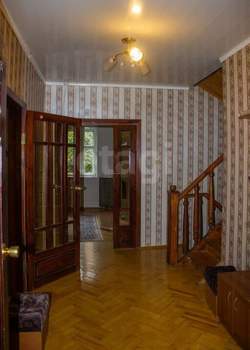 Дом 277м², 2-этажный, на длительный срок,