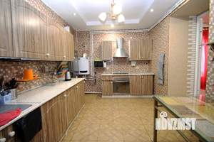 Дом 300м², 2-этажный, посуточно,