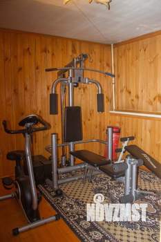 Коттедж 277м², 2-этажный, на длительный срок,