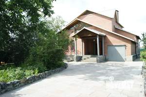 Дом 350м², 2-этажный, посуточно,