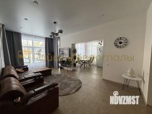 Дом 208м², 2-этажный, на длительный срок,