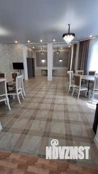 Дом 600м², 3-этажный, посуточно,