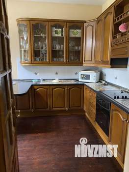 Дом 350м², 3-этажный, посуточно,