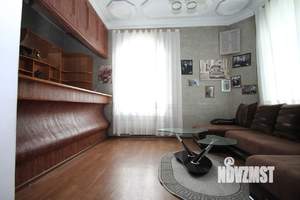 Дом 350м², 2-этажный, посуточно,