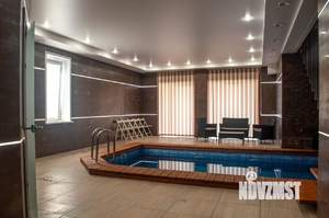 Дом 400м², 2-этажный, посуточно,