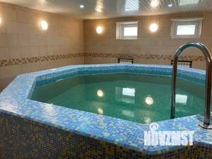 Дом 350м², 2-этажный, посуточно,