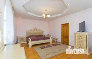 Дом 357м², 3-этажный, на длительный срок,