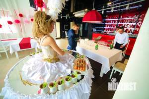 Дом 1000м², 2-этажный, посуточно,