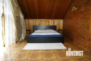 Дом 350м², 2-этажный, посуточно,