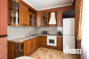 Дом 1200м², 2-этажный, посуточно,