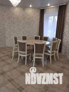 Дом 600м², 3-этажный, посуточно,