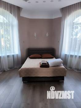 Дом 300м², 3-этажный, посуточно,