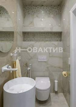 Дом 400м², 3-этажный, участок 10 сот.