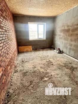 Дом 180м², 2-этажный, участок 5 сот.