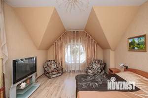 Коттедж 244м², 3-этажный, участок 9 сот.