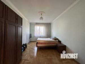 Дом 300м², 2-этажный, участок 10 сот.