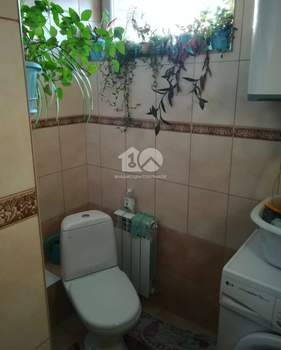 Дом 190м², 3-этажный, участок 6 сот.