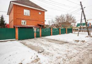 Дом 210м², 3-этажный, участок 3 сот.