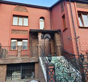 Дом 316м², 2-этажный, участок 6 сот.