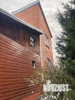 Дом 92м², 2-этажный, участок 9 сот.