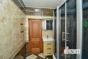 Таунхаус 180м², 3-этажный, участок 1 сот.