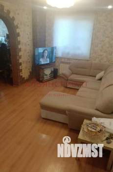 Коттедж 182м², 3-этажный, участок 3 сот.