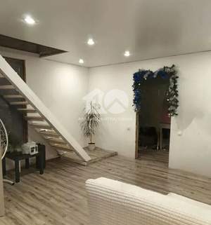 Дом 96м², 2-этажный, участок 7 сот.