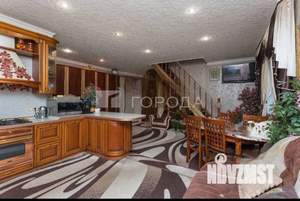 Дом 169м², 2-этажный, участок 8 сот.