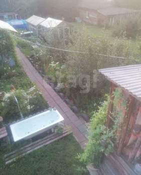 Дом 60м², 2-этажный, участок 6 сот.