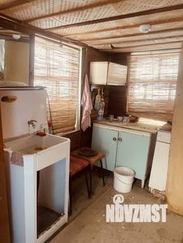 Дом 32м², 2-этажный, участок 4 сот.