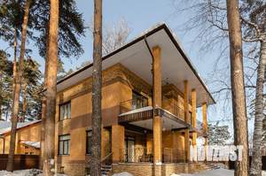 Коттедж 250м², 3-этажный, участок 14 сот.