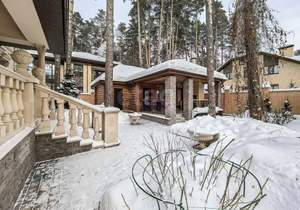 Дом 268м², 3-этажный, участок 10 сот.