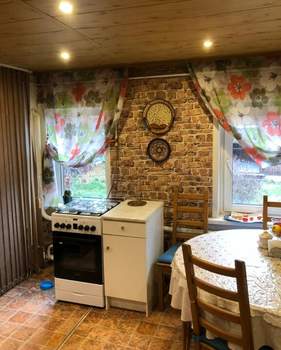 Дом 75м², 2-этажный, участок 9 сот.