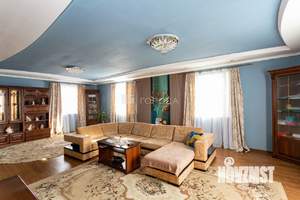 Дом 280м², 2-этажный, участок 9 сот.