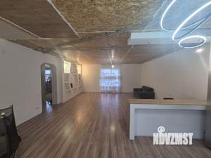 Дом 258м², 3-этажный, участок 7 сот.