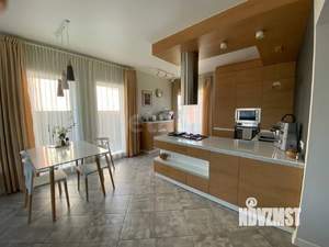 Дом 283м², 3-этажный, участок 7 сот.