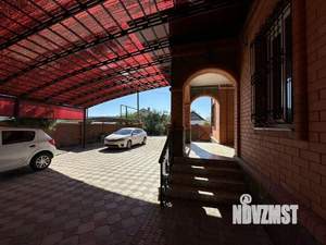 Дом 300м², 2-этажный, участок 10 сот.