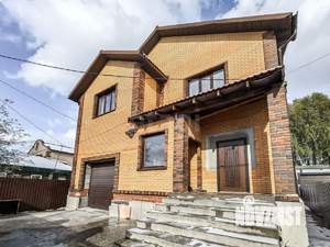 Дом 224м², 3-этажный, участок 3 сот.