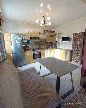 Дом 233м², 4-этажный, участок 6 сот.