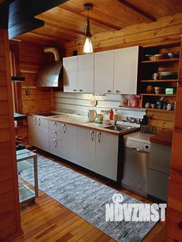 Коттедж 250м², 2-этажный, участок 10 сот.