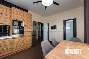 Дом 310м², 3-этажный, участок 10 сот.