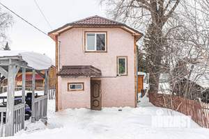 Дом 70м², 2-этажный, участок 4 сот.