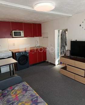 Дом 48м², 2-этажный, участок 6 сот.