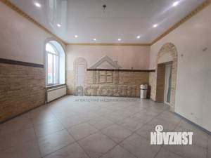 Дом 695м², 2-этажный, участок 12 сот.