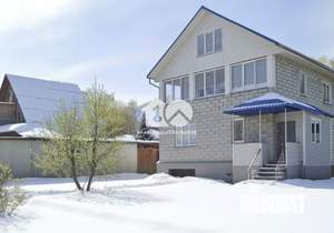 Дом 233м², 4-этажный, участок 6 сот.