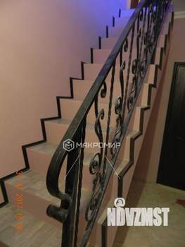 Дом 233м², 2-этажный, участок 8 сот.